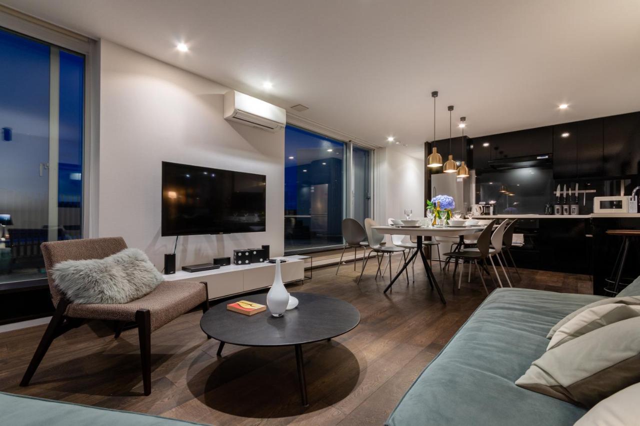 Kira Kira Suites By H2 Life Куттян Экстерьер фото
