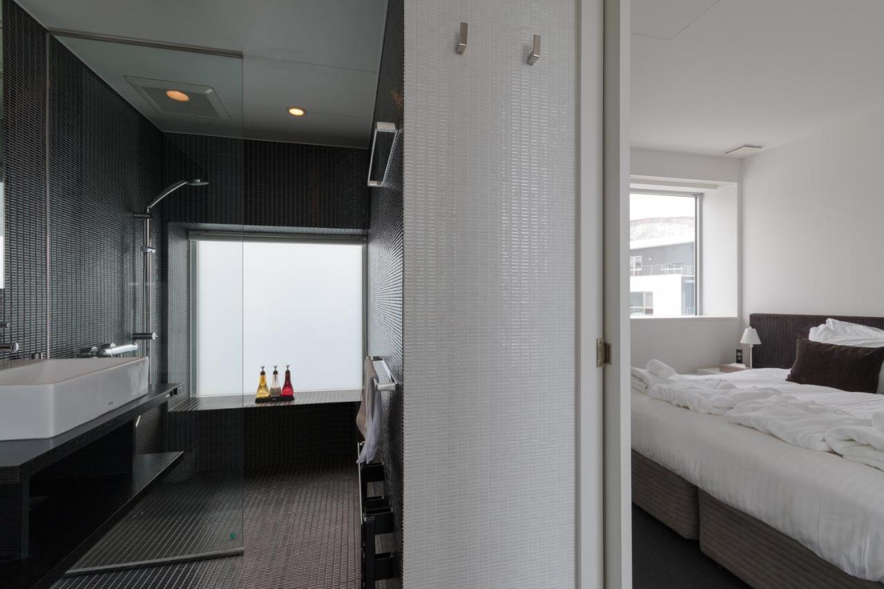 Kira Kira Suites By H2 Life Куттян Экстерьер фото